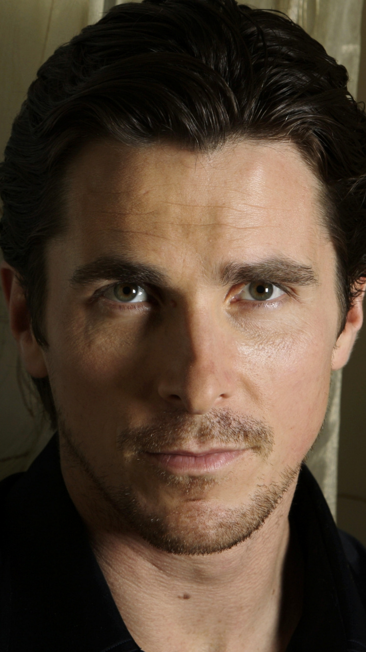 Christian Bale, Batman, el Vello Facial, Actor, la Celebridad. Wallpaper in 750x1334 Resolution