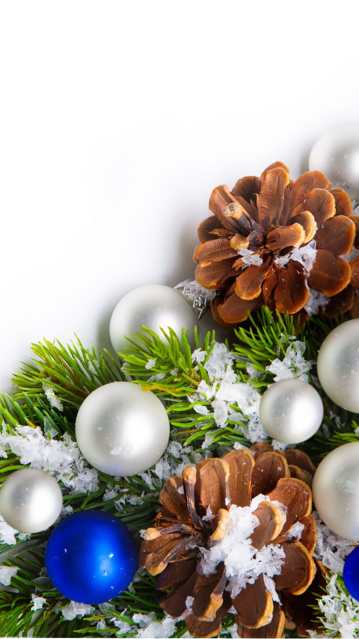 Weihnachten, Neujahr, Weihnachtsdekoration, Christmas Ornament, Baum. Wallpaper in 720x1280 Resolution