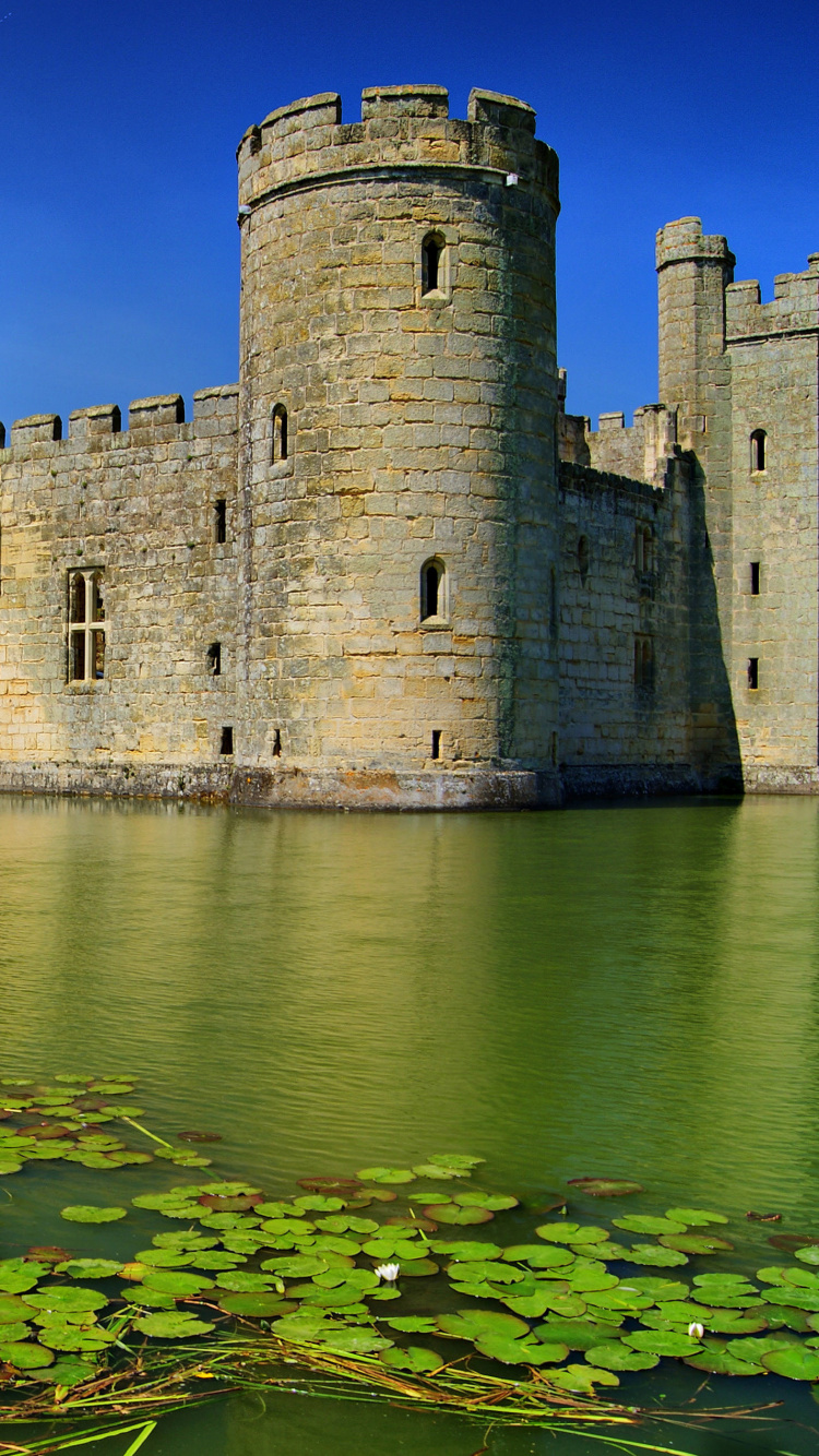 Bodiam Castle, Castle, Water Castle, Moat, Waterway. Wallpaper in 750x1334 Resolution