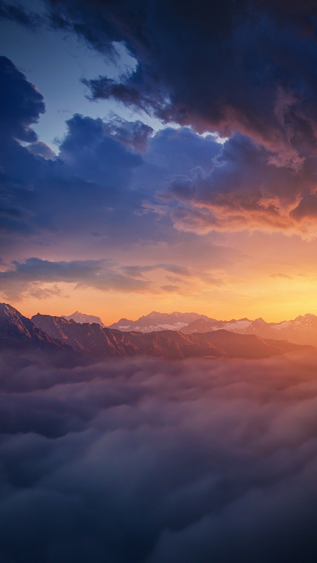 Apartment, Cloud, Atmosphere, Afterglow, Azure. Wallpaper in 1080x1920 Resolution