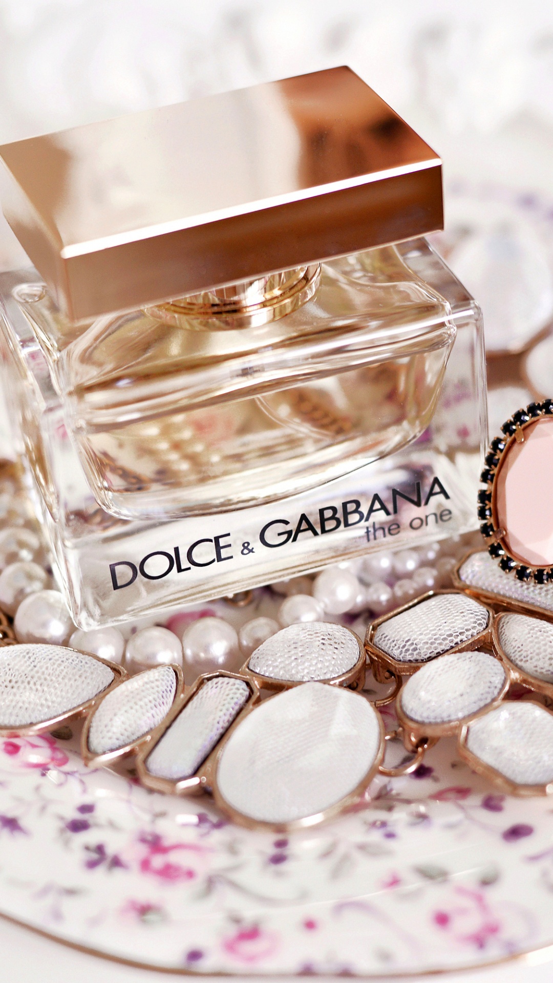 Perfume, Wedding Favors, Confectionery, Chanel. Wallpaper in 1080x1920 Resolution