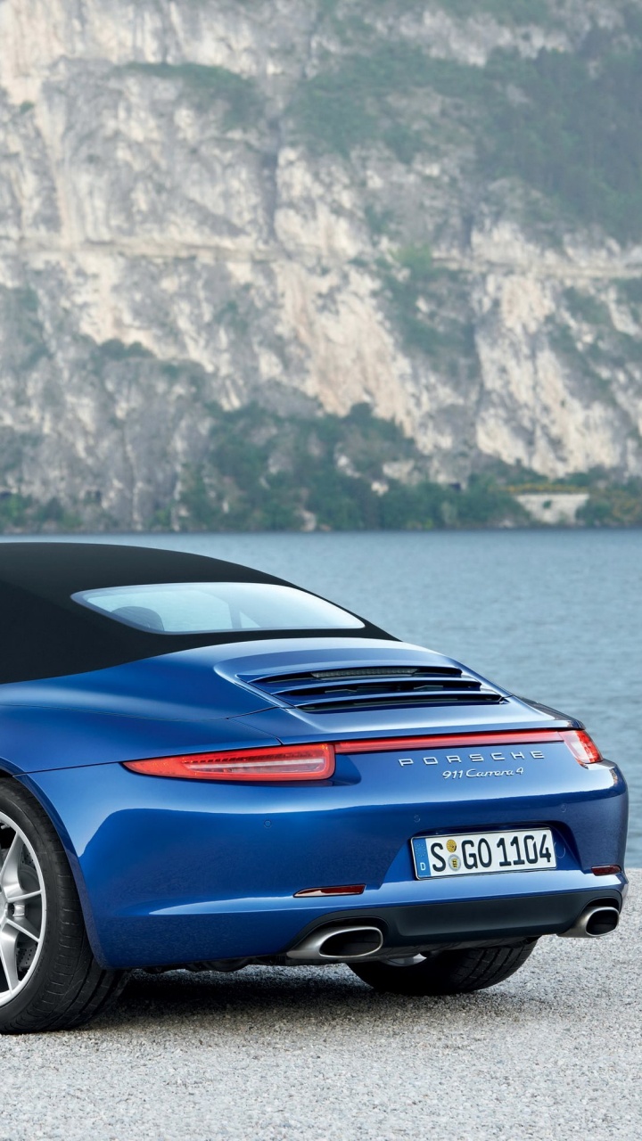 Porsche 911 Bleue à Terre Pendant la Journée. Wallpaper in 720x1280 Resolution