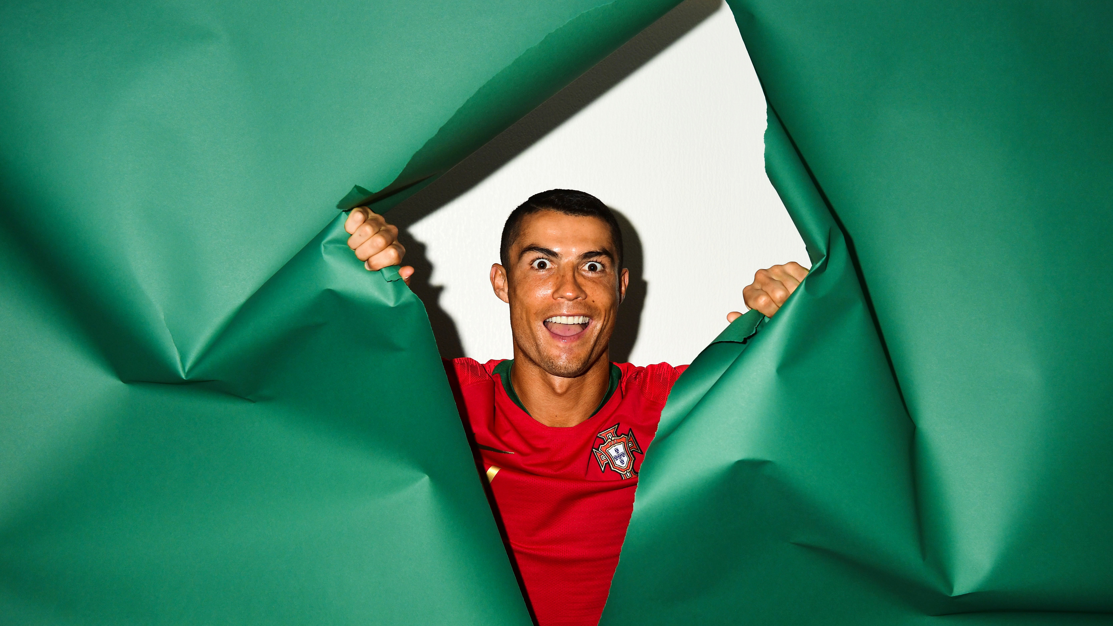 Man in Red Polo Shirt Smiling. Wallpaper in 3840x2160 Resolution