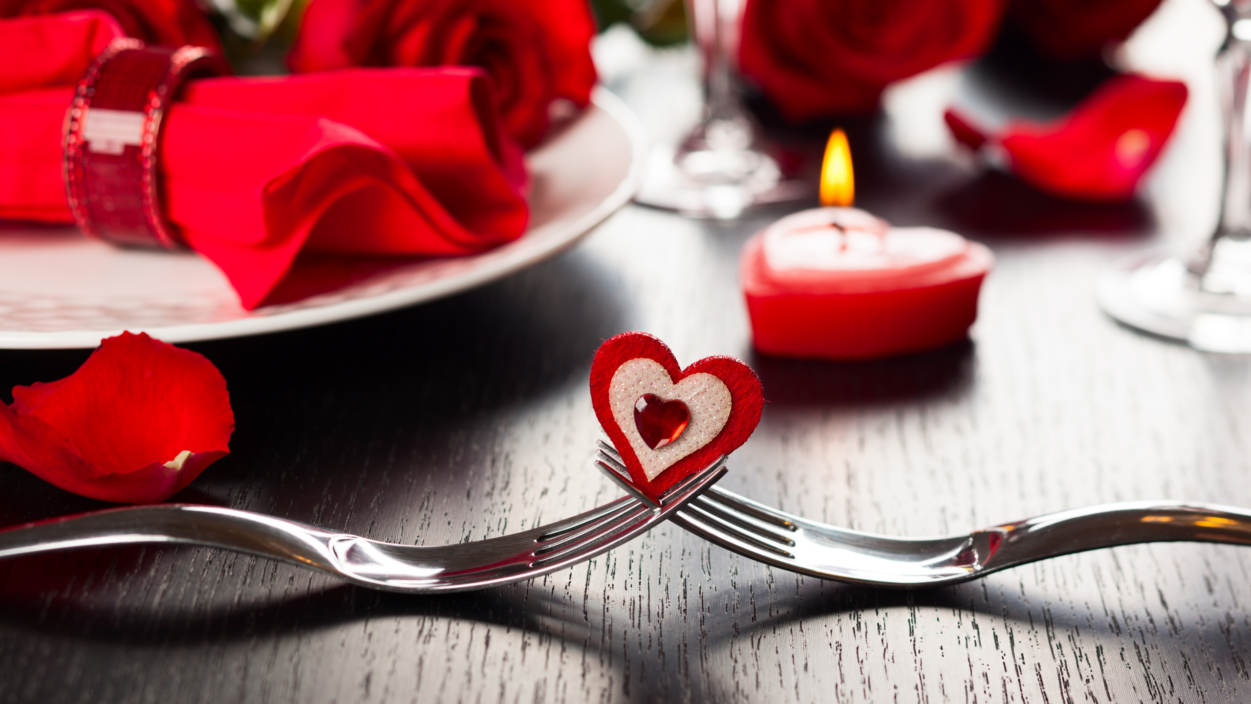 Dîner, le Jour de Valentines, Restaurant, Red, Cœur. Wallpaper in 2560x1440 Resolution