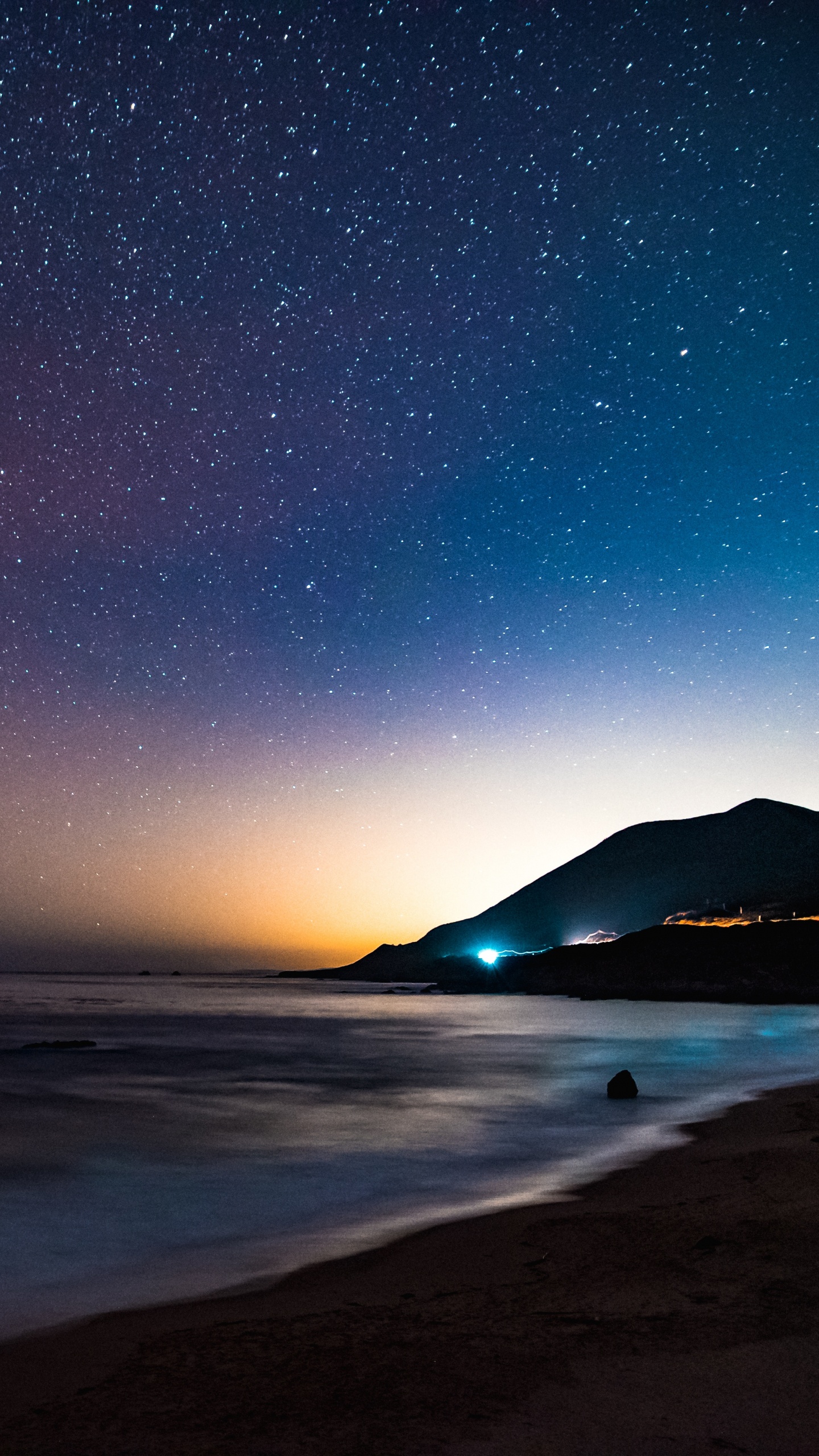 岸边, 夜晚的天空, 大海, 地平线, 明星 壁纸 1440x2560 允许