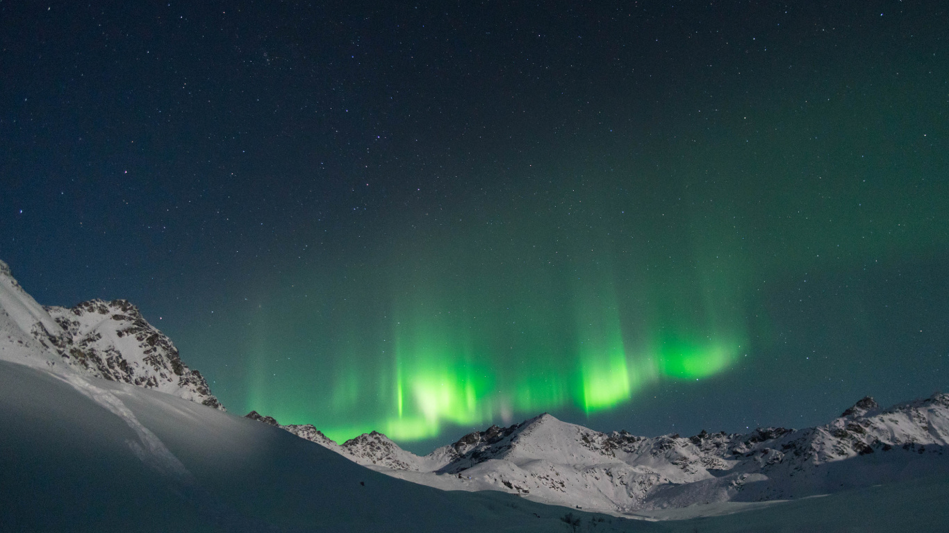 Nature, Aurora, Alaska, Snowy Mountains, Mountain Range. Wallpaper in 1366x768 Resolution