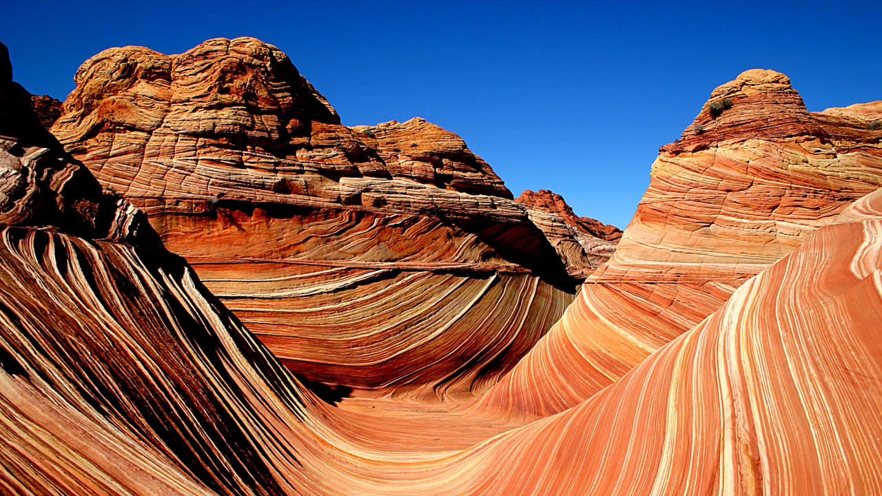 Brown Rock Formation Under Blue Sky During Daytime. Wallpaper in 1280x720 Resolution