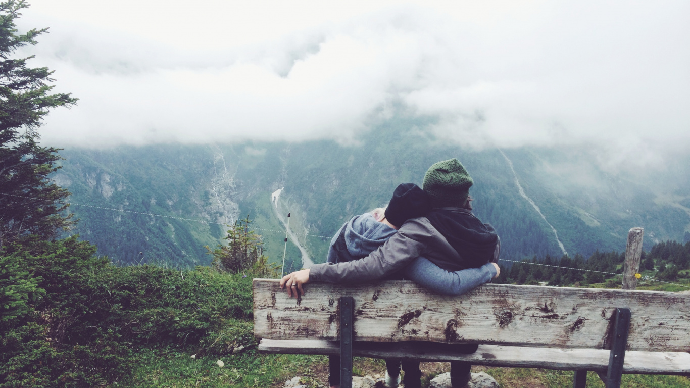 Cloud, Bergigen Landschaftsformen, Sitzecke, Bergstation, Baum. Wallpaper in 1366x768 Resolution