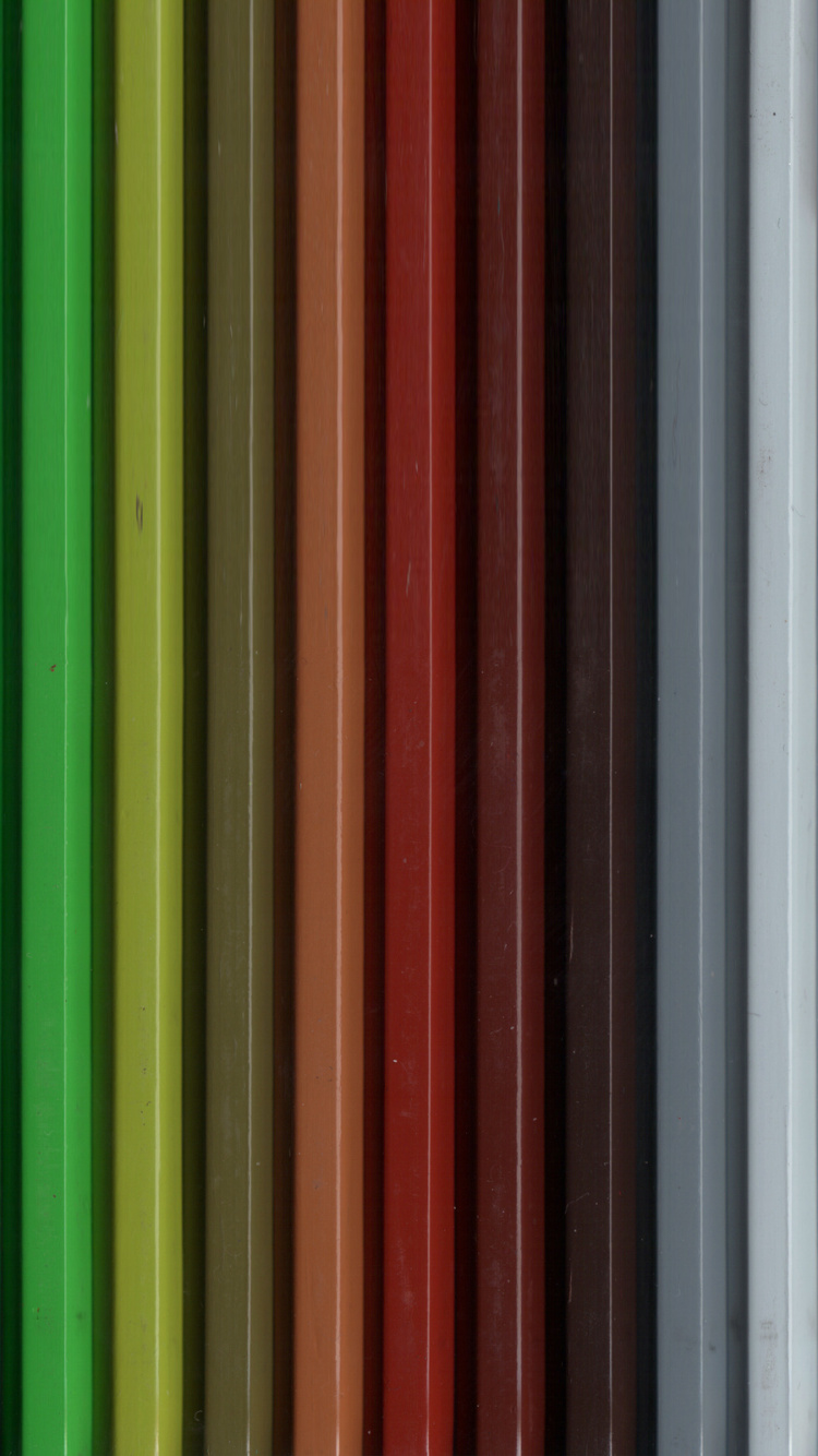 Schwarz Grün Rot Und Blau Gestreiftes Textil. Wallpaper in 750x1334 Resolution