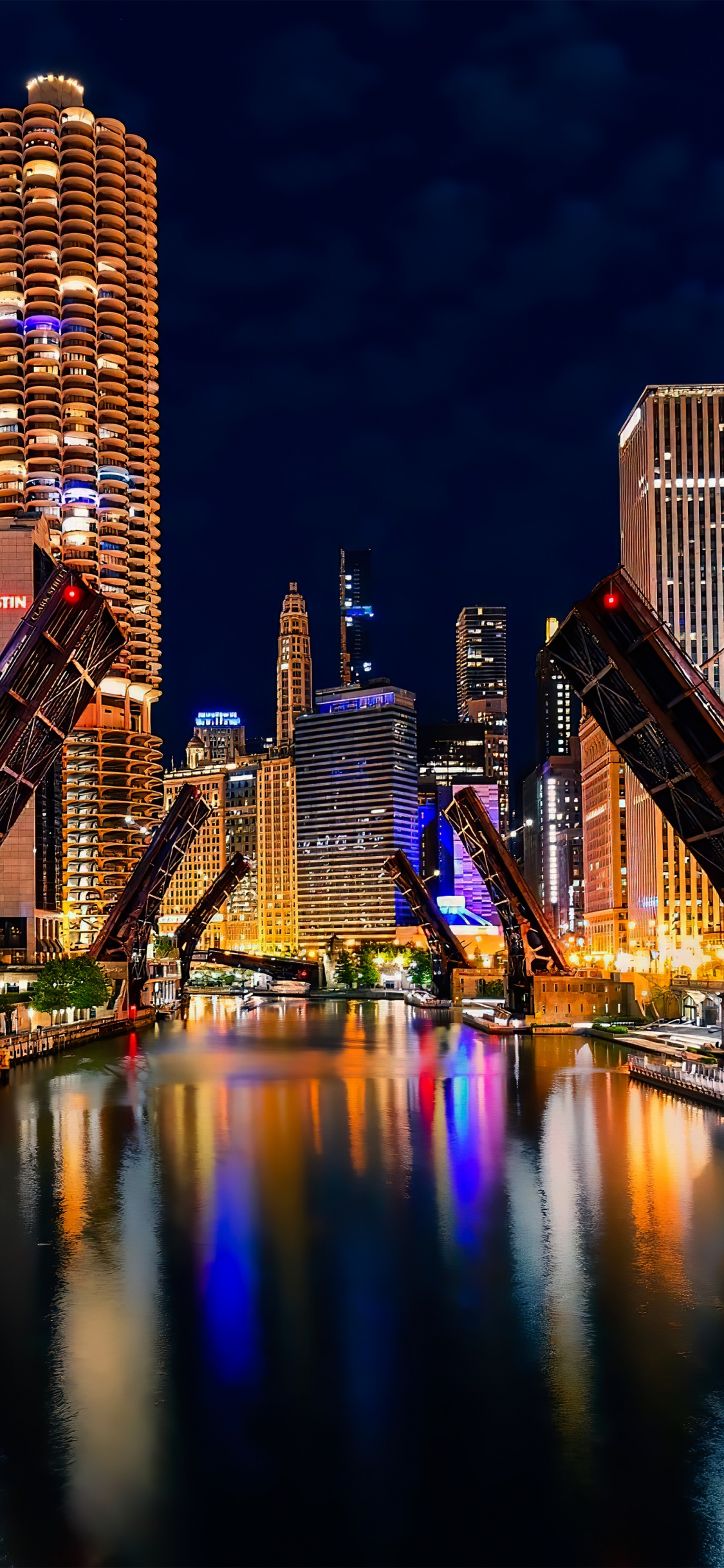 Chicago, la Segunda Ciudad, Edificio, Agua, Luz. Wallpaper in 1125x2436 Resolution