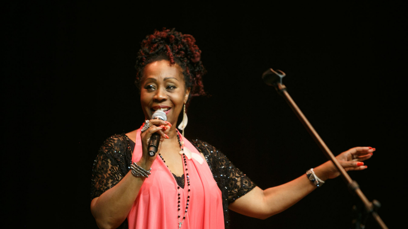 Sänger, Konzert, Musiker, Leistung, Darstellende Kunst. Wallpaper in 1366x768 Resolution