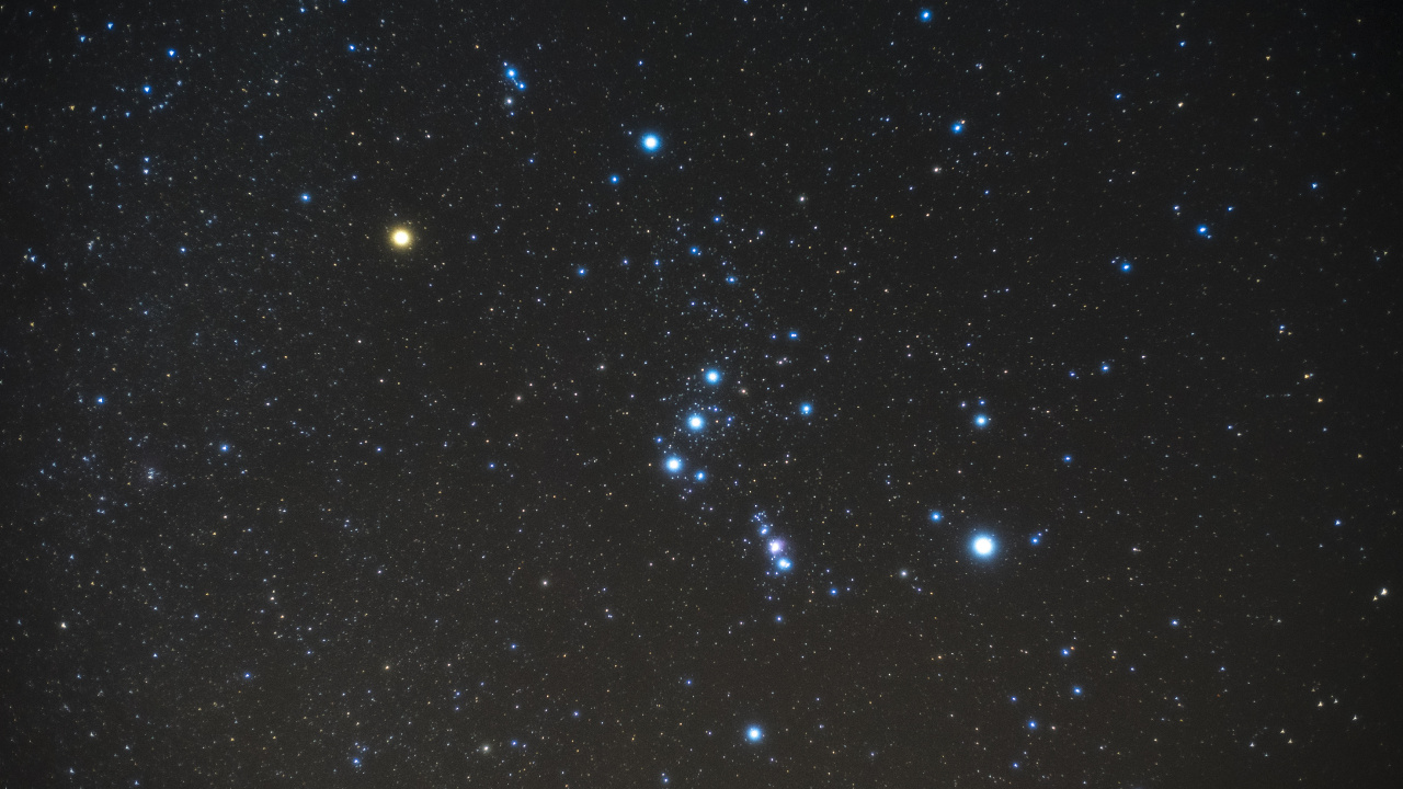 Étoiles Blanches et Bleues Dans le Ciel. Wallpaper in 1280x720 Resolution