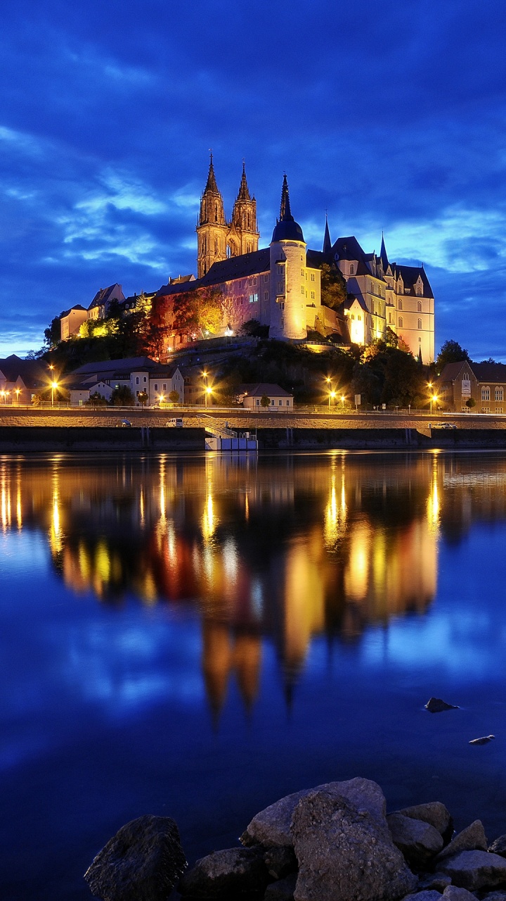 Reflexion, Sehenswürdigkeit, Tourismus, Mathematik, Cloud. Wallpaper in 720x1280 Resolution