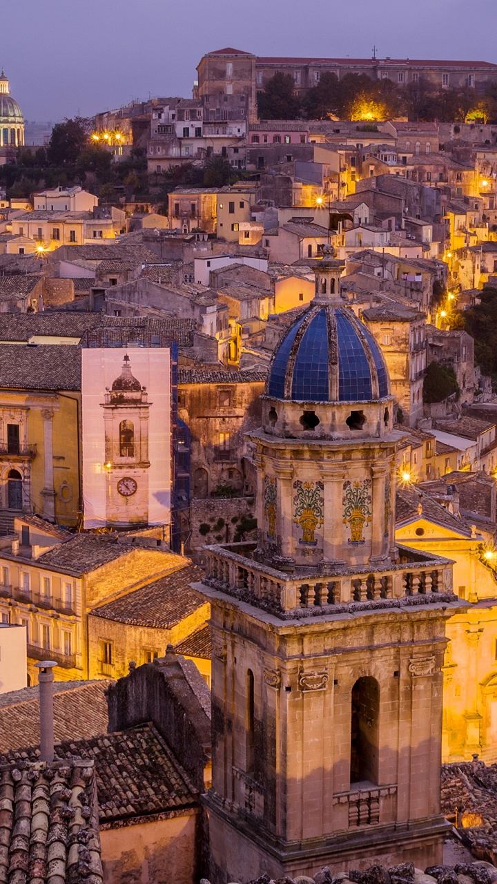 Braunes Und Weißes Betongebäude. Wallpaper in 720x1280 Resolution