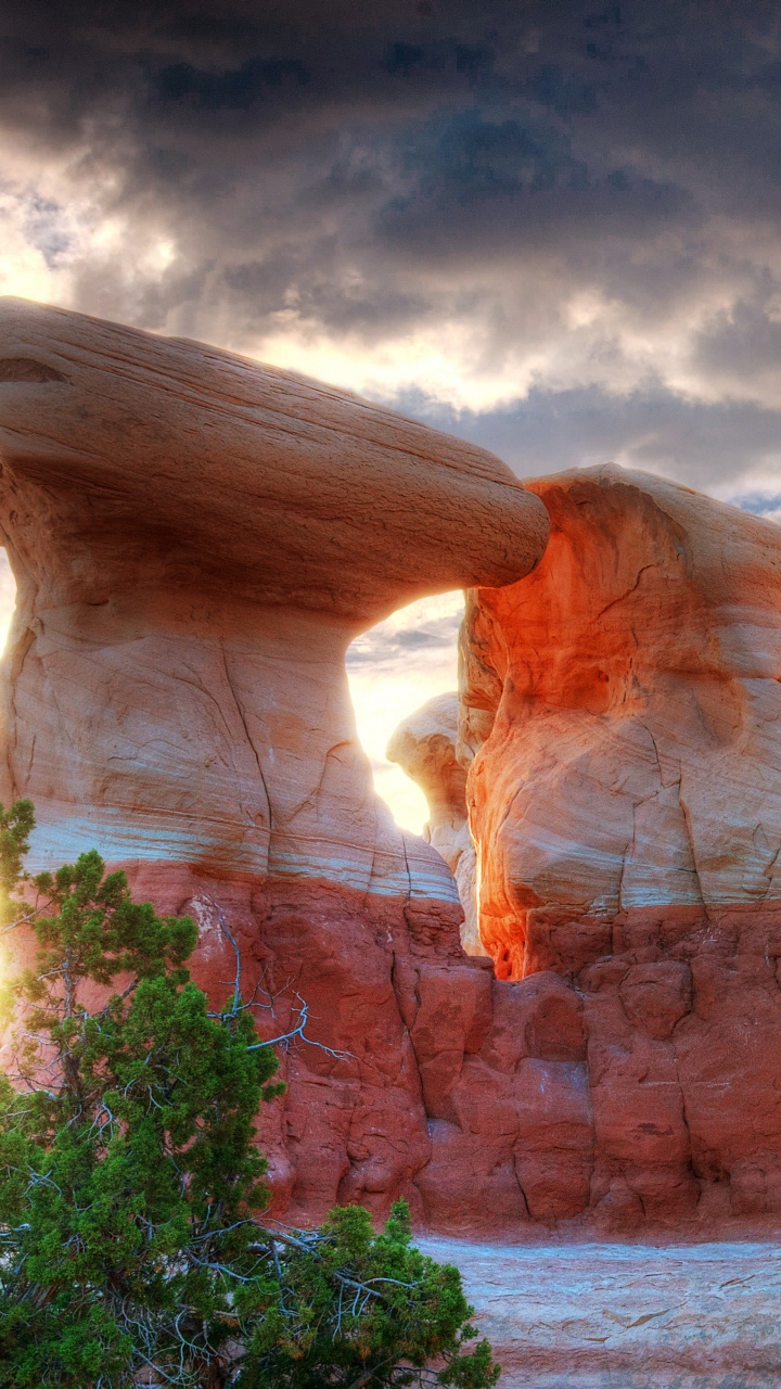 Brown Rock Formation Under Cloudy Sky During Daytime. Wallpaper in 720x1280 Resolution
