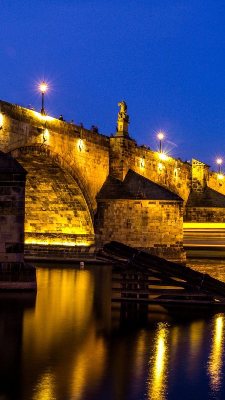查尔斯桥, 反射, 里程碑, 晚上, 天空 壁纸 720x1280 允许