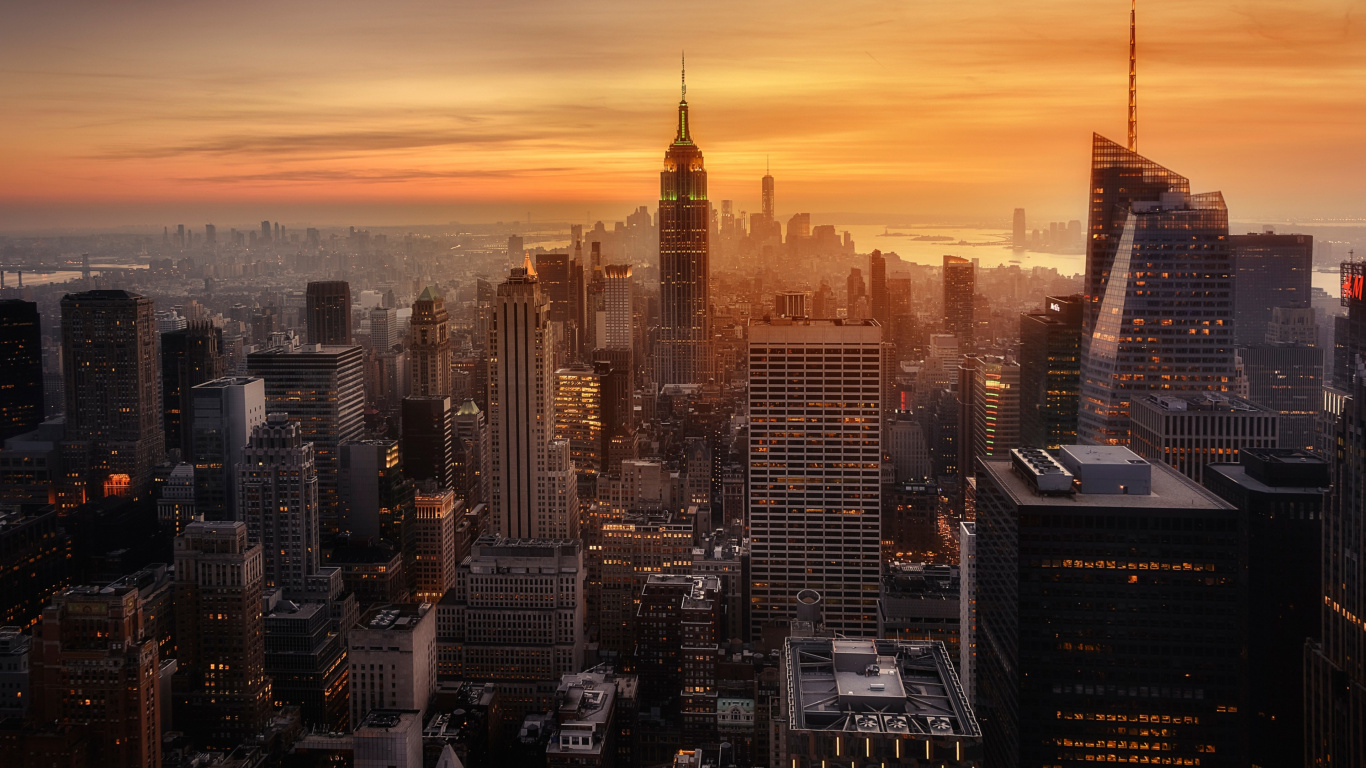 Aerial View of City Buildings During Sunset. Wallpaper in 1366x768 Resolution