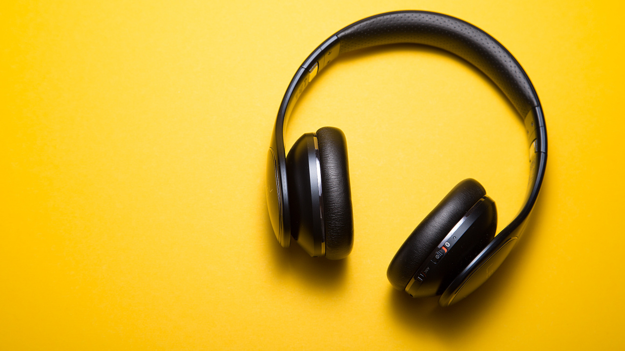 Headphones, Headset, Yellow, Audio Equipment, Technology. Wallpaper in 1280x720 Resolution