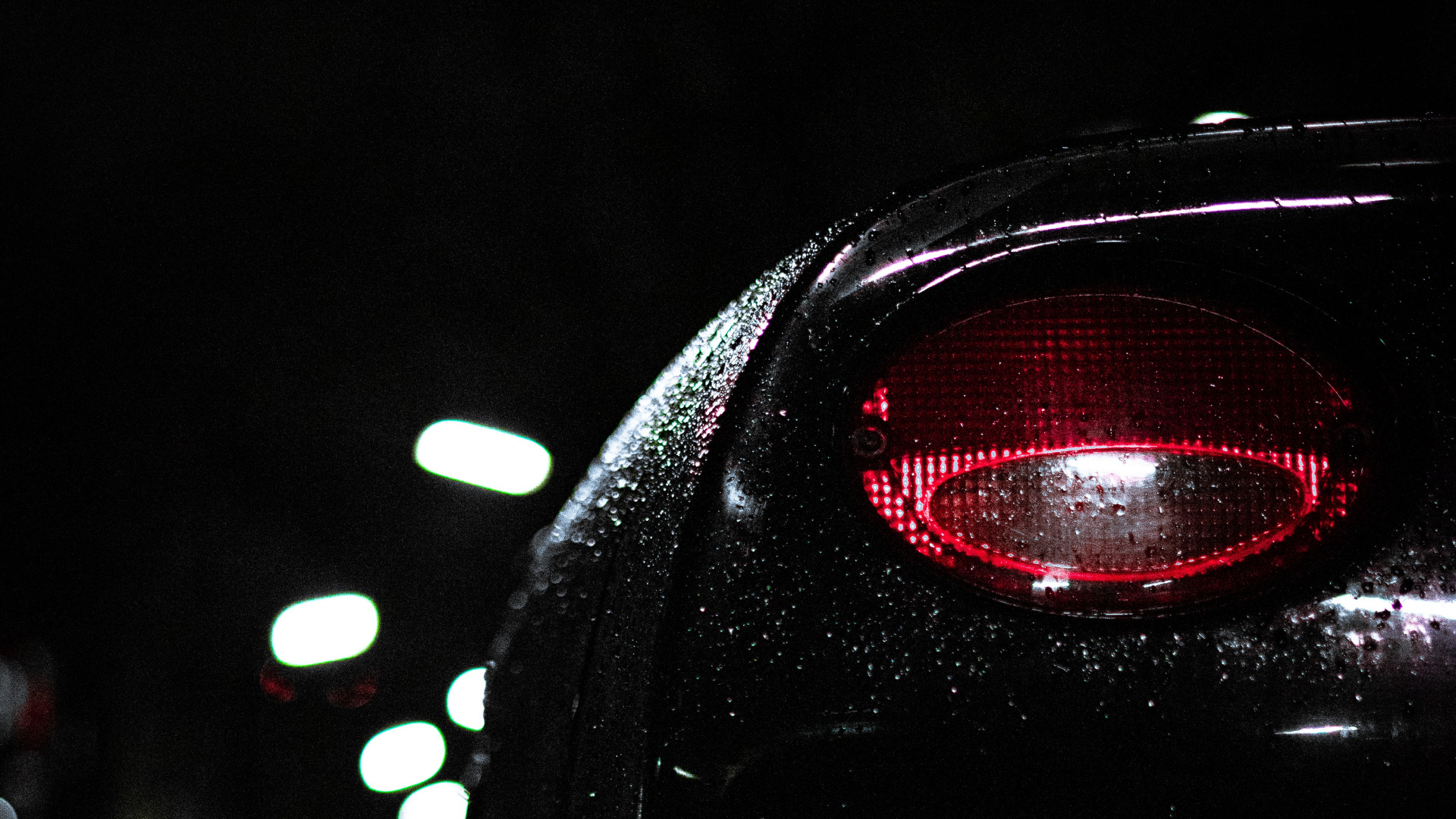 Coche Negro en la Carretera Durante la Noche. Wallpaper in 1920x1080 Resolution