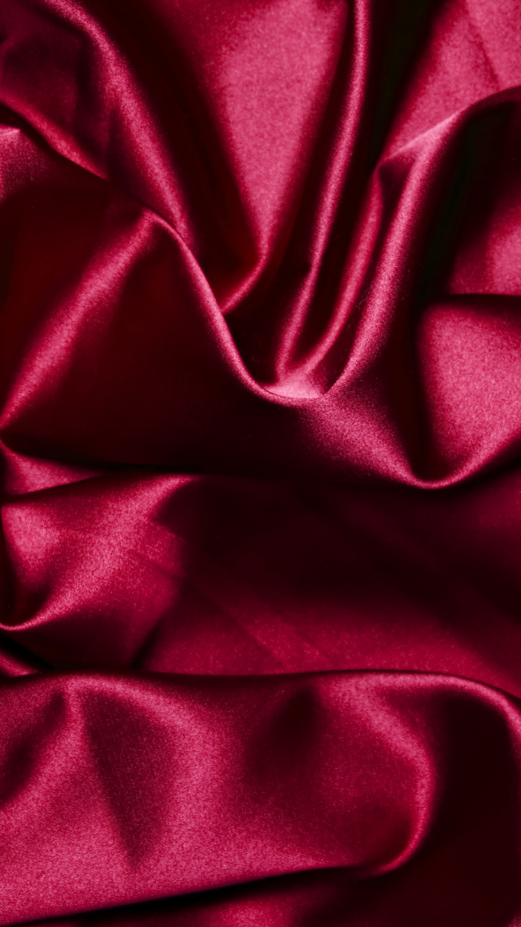 Textile Rouge en Gros Plan. Wallpaper in 750x1334 Resolution