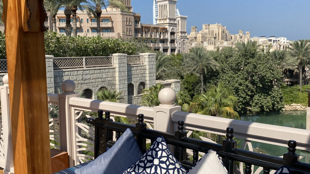 Arquitectura, Inmueble, Muebles de Exterior, Mueble, Arrojar la Almohada. Wallpaper in 1280x720 Resolution