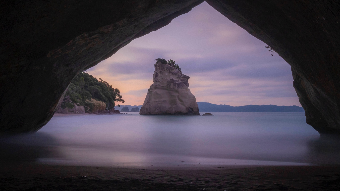 Rock, Natur, Meer, Natural Arch, Küsten-und Ozeanischen Formationen. Wallpaper in 1366x768 Resolution