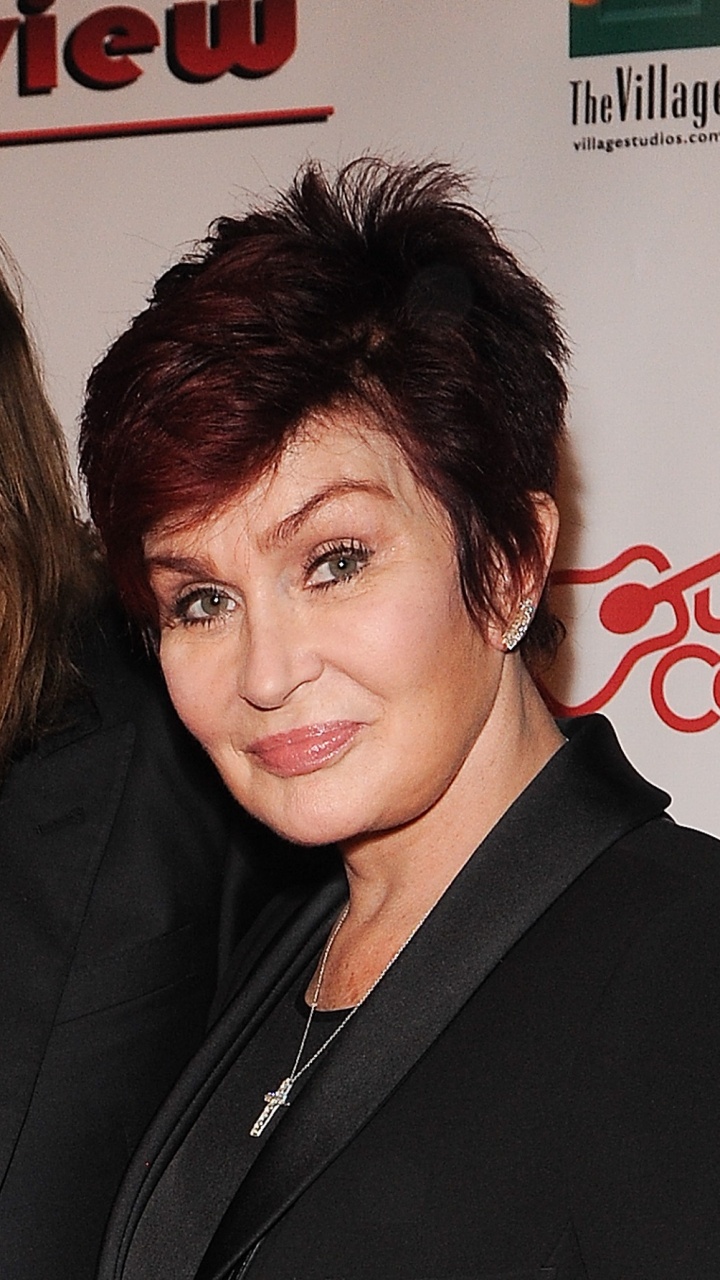 Sharon Osbourne, Kelly Osbourne, Célébrité, Soins de la Vision, Sourire. Wallpaper in 720x1280 Resolution