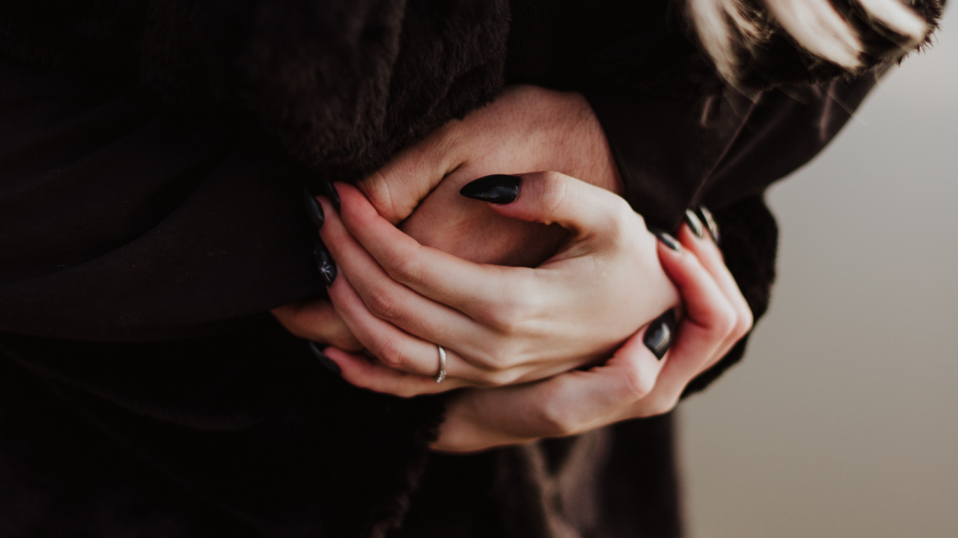 Woman in Black Long Sleeve Shirt Covering Her Face. Wallpaper in 1366x768 Resolution