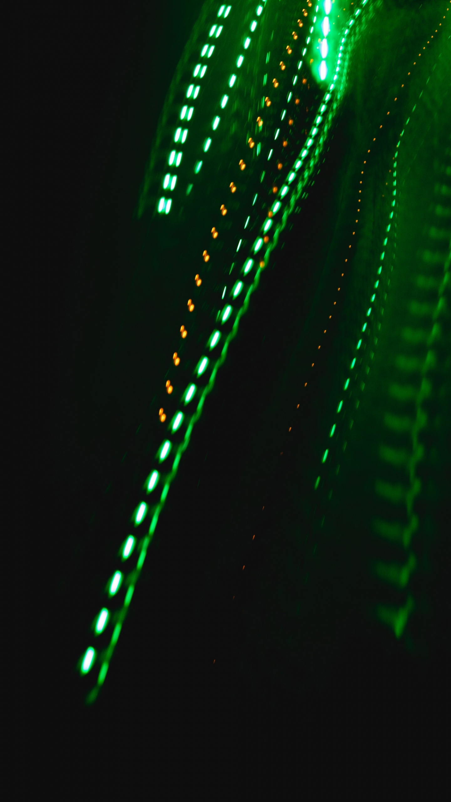 Feu Vert Sur Fond Noir. Wallpaper in 1440x2560 Resolution