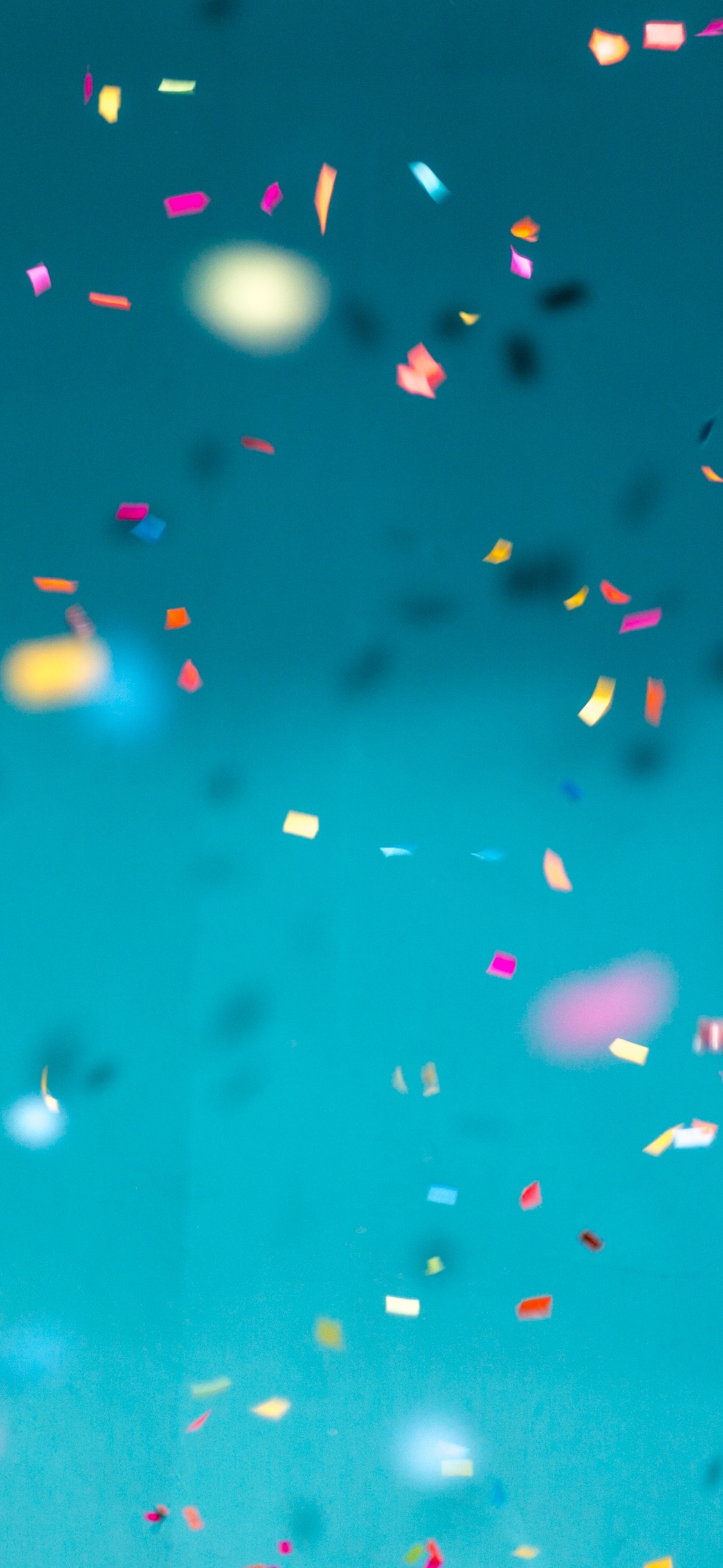 Gouttelettes D'eau Bleues et Blanches. Wallpaper in 1125x2436 Resolution