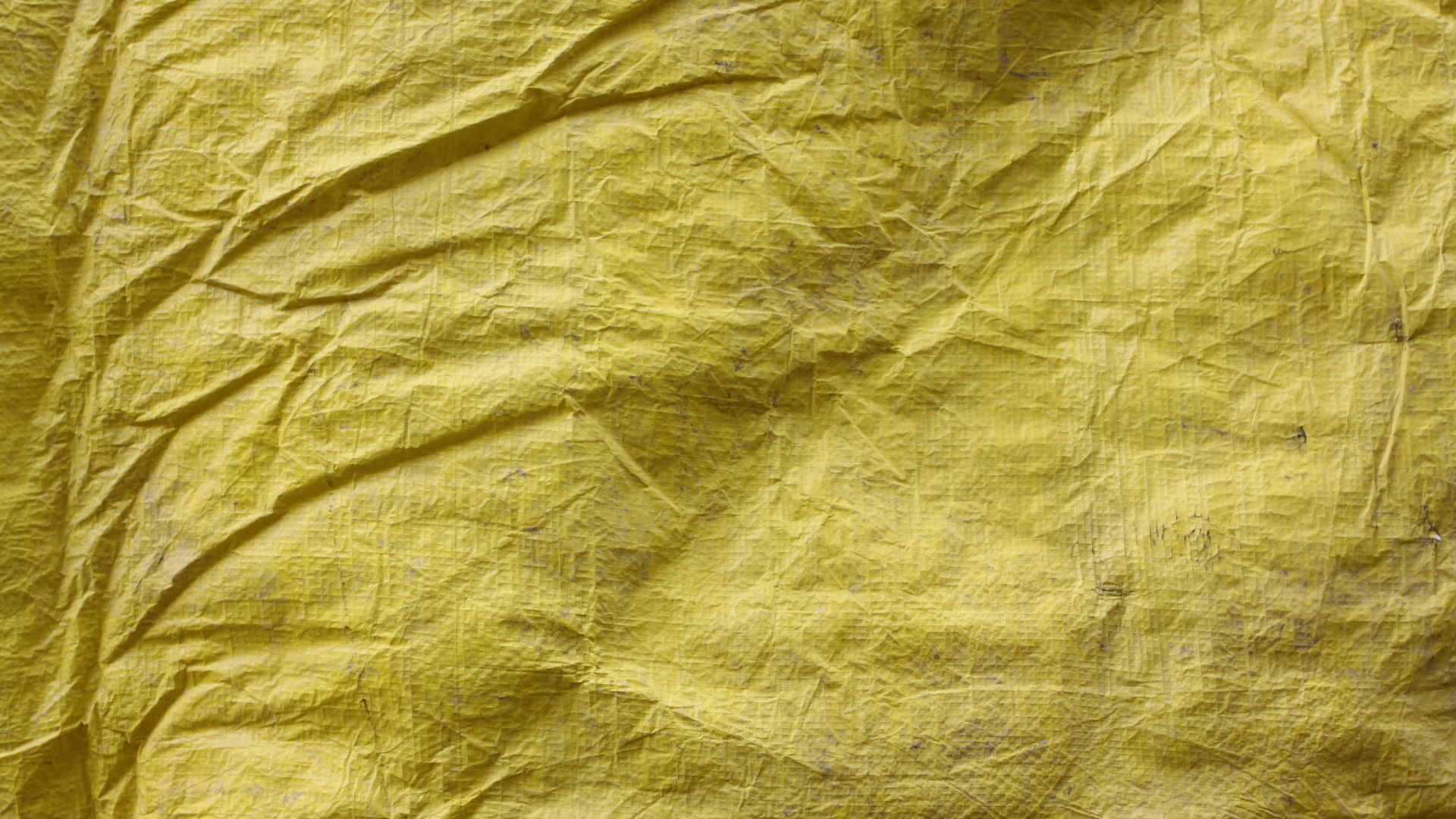 Textil Amarillo Sobre Mesa de Madera Marrón. Wallpaper in 1920x1080 Resolution