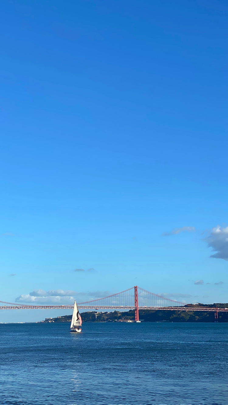 Mar, Puente Colgante, Puente, Atirantado de Puente, Moto de Agua. Wallpaper in 750x1334 Resolution