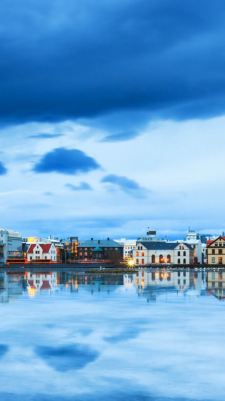 Reykjavk, Alda Hotel, Wanted, Midgardur by Center Hotels, Storm Hotel. Wallpaper in 720x1280 Resolution