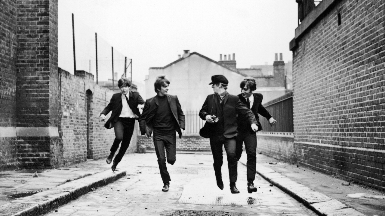 The Beatles, Standing, Monochrome, Street, Running. Wallpaper in 1280x720 Resolution
