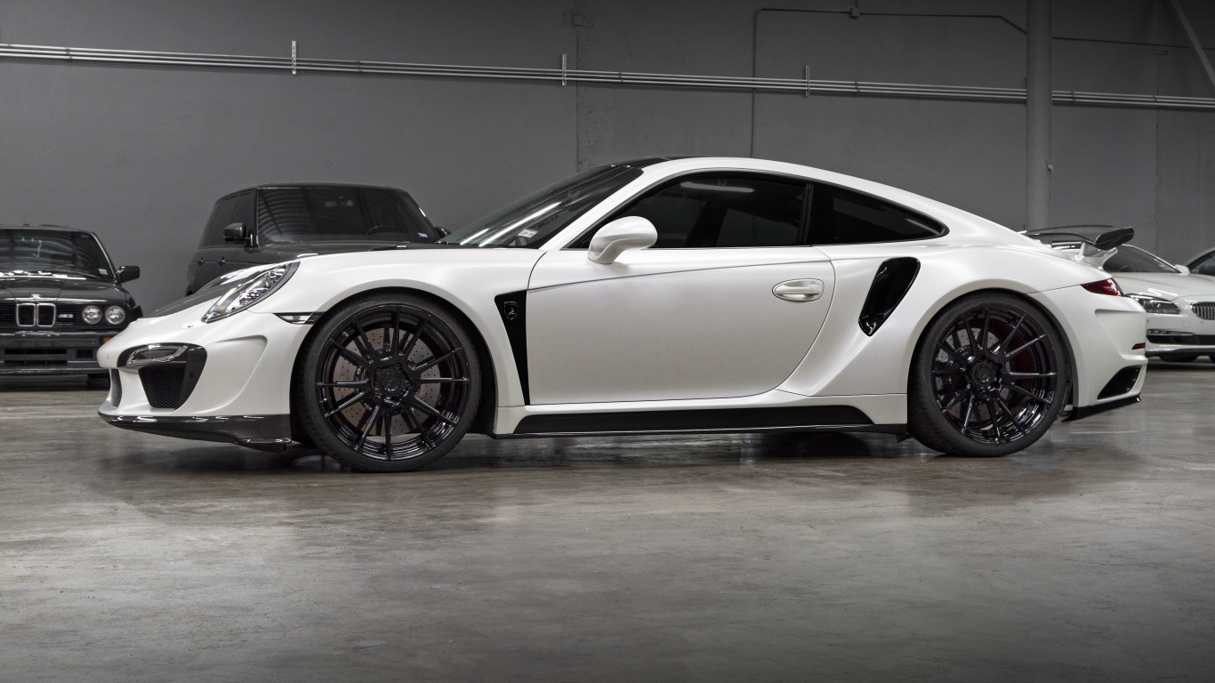 Porsche 911 Blanche Garée Dans Une Chambre. Wallpaper in 1366x768 Resolution