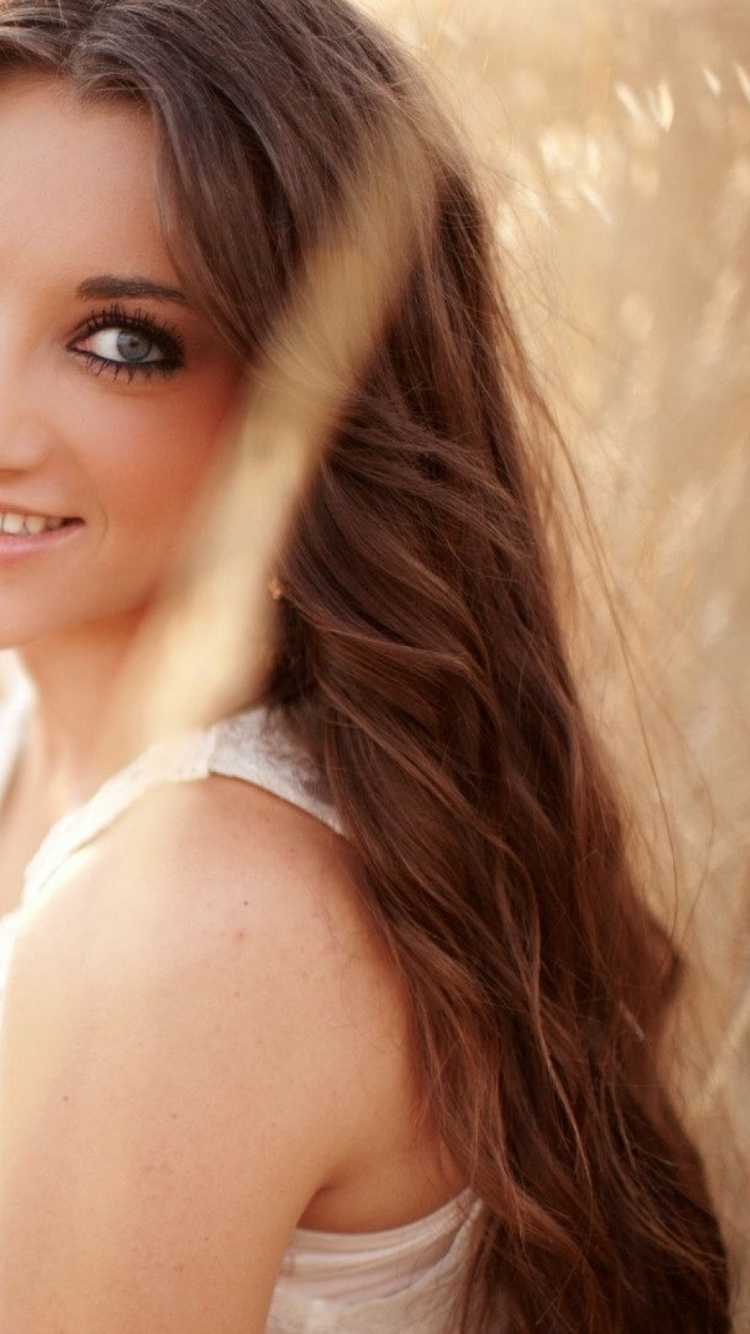 Brown Hair, Long Hair, Beauty, Girl, Model. Wallpaper in 750x1334 Resolution
