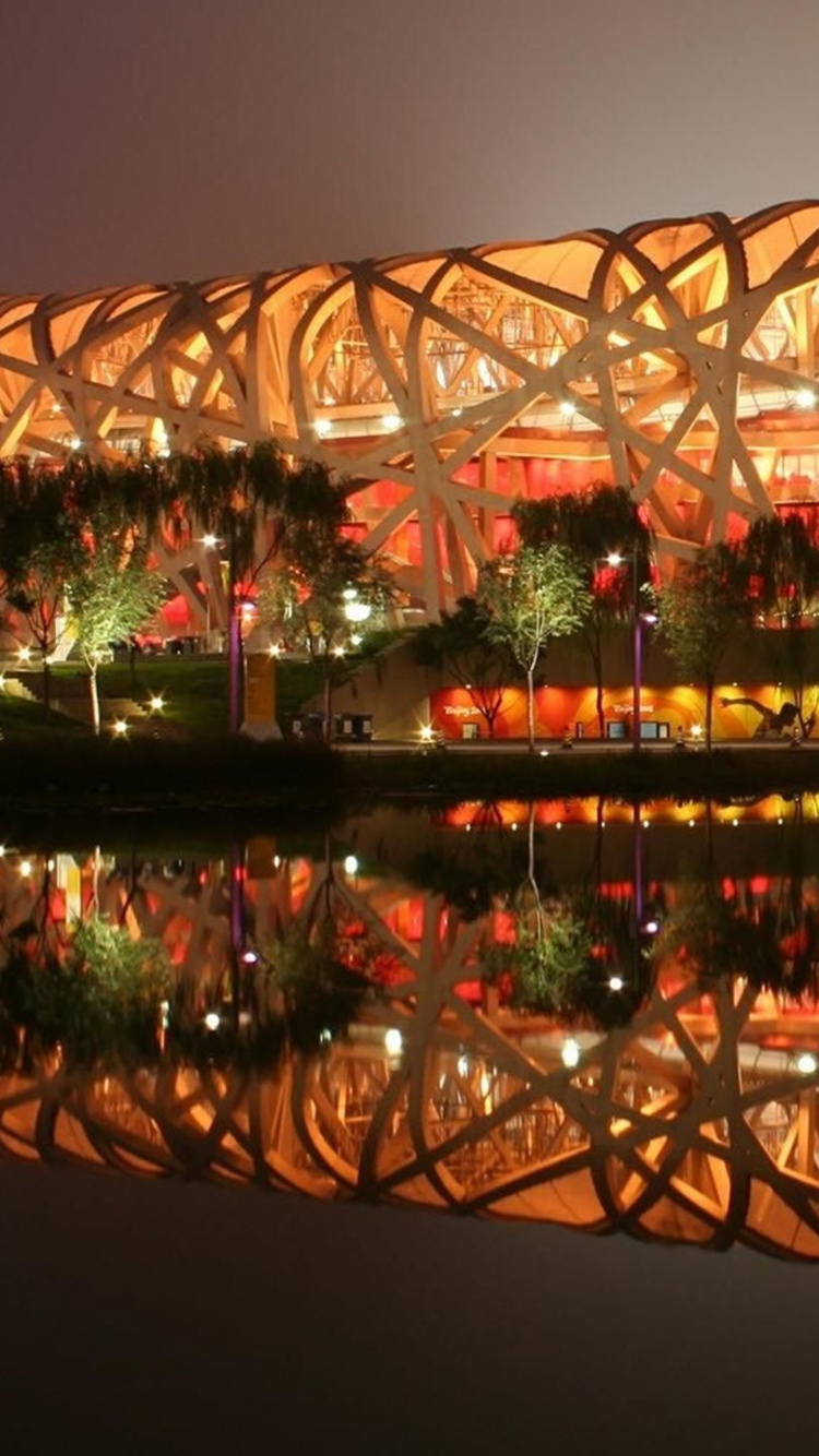 Montagnes Russes Rouges et Noires. Wallpaper in 750x1334 Resolution