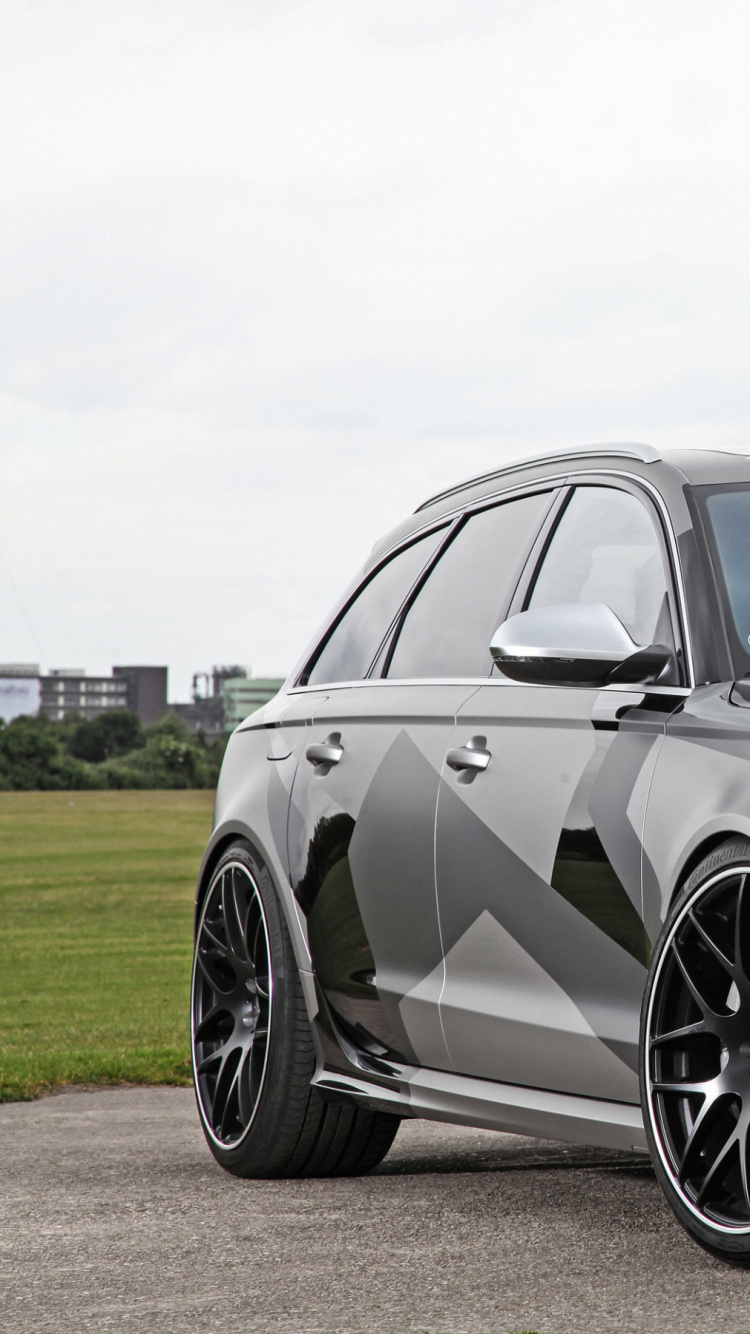 Black Audi r 8 on Road. Wallpaper in 750x1334 Resolution