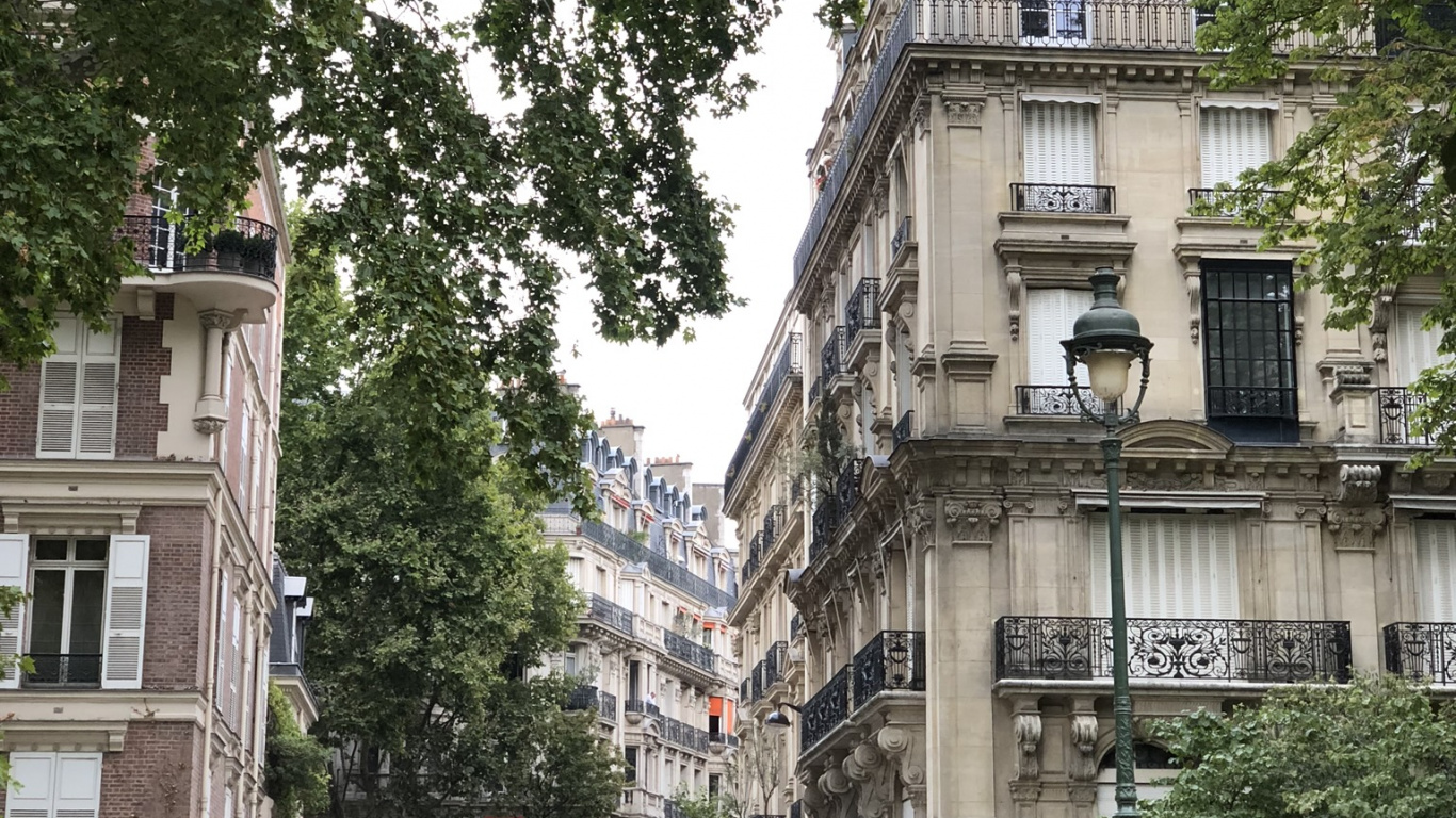 Paris, Jardin, Inmueble, Barrio, Edificio. Wallpaper in 1366x768 Resolution