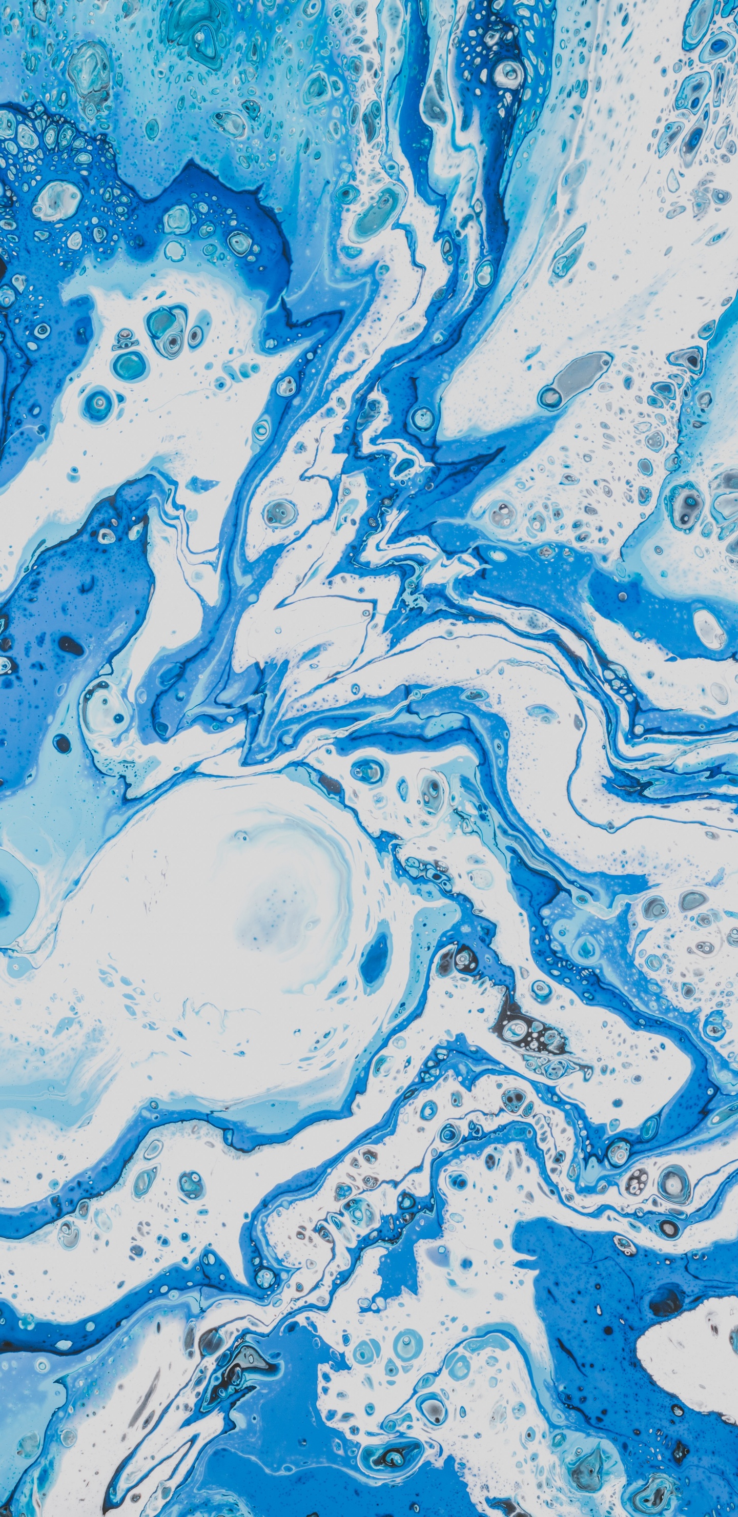 Blue and White Abstract Painting. Wallpaper in 1440x2960 Resolution