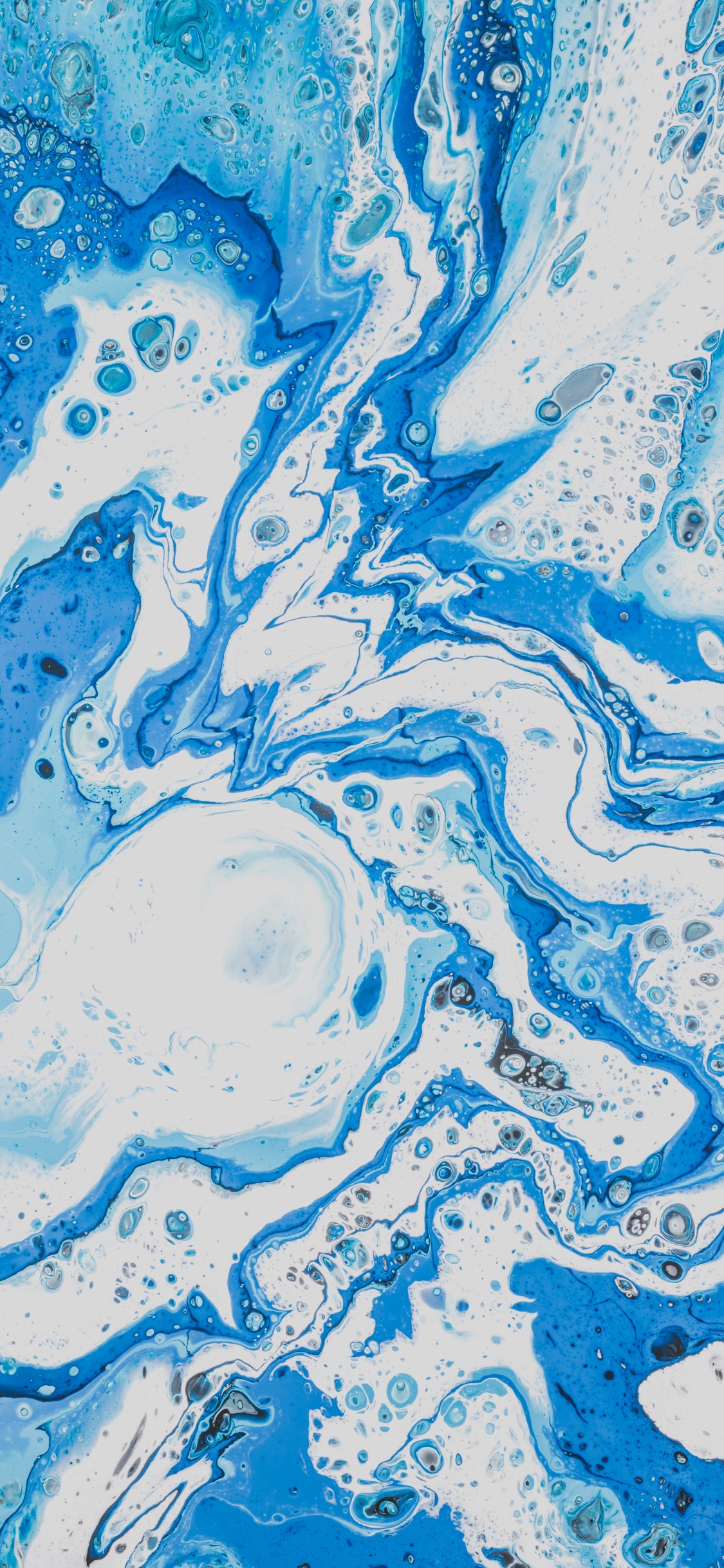 Peinture Abstraite Bleue et Blanche. Wallpaper in 1125x2436 Resolution