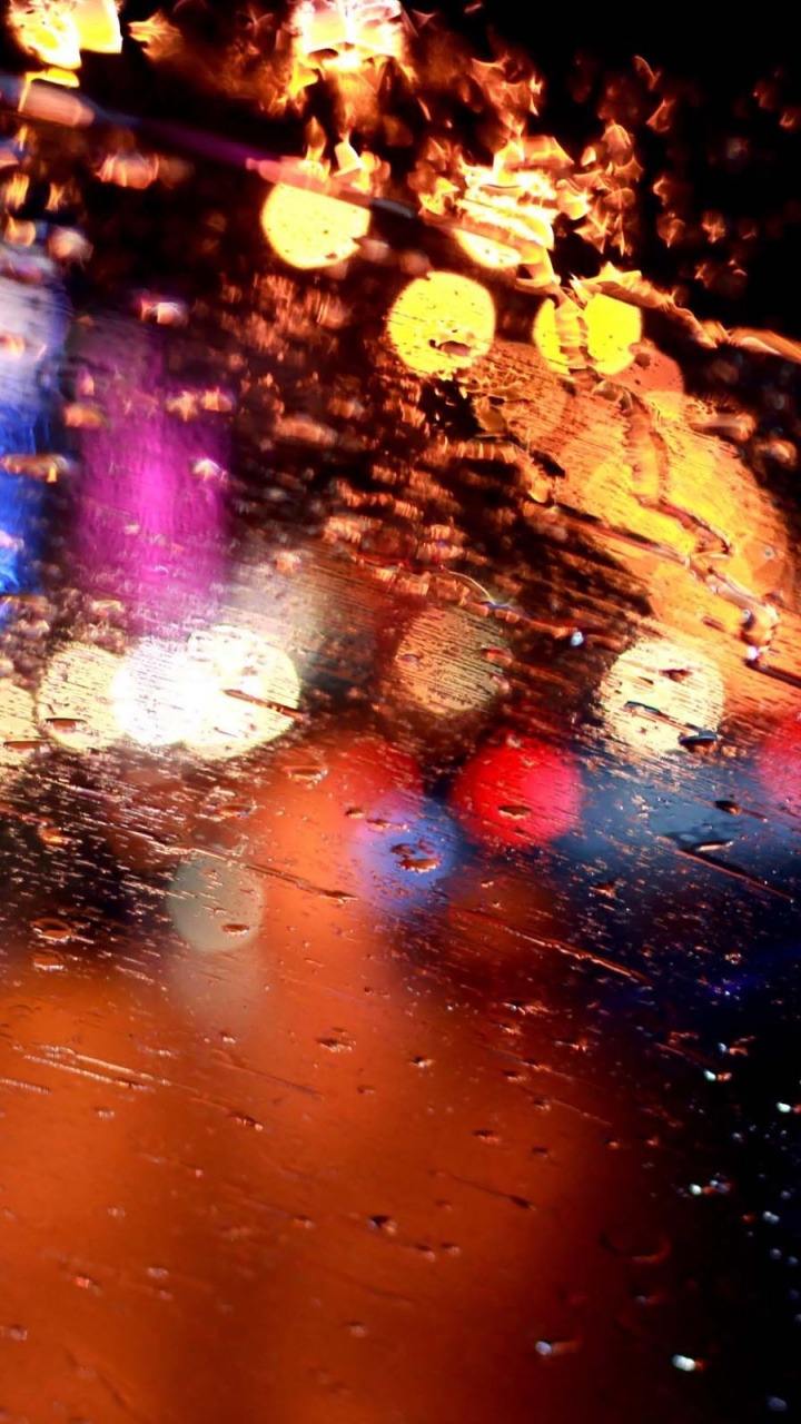 Water Droplets on Glass Window. Wallpaper in 720x1280 Resolution