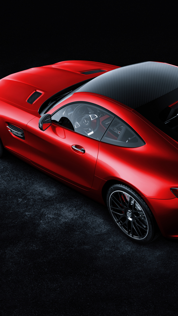Roter Ferrari 458 Italia Auf Schwarzem Hintergrund. Wallpaper in 750x1334 Resolution