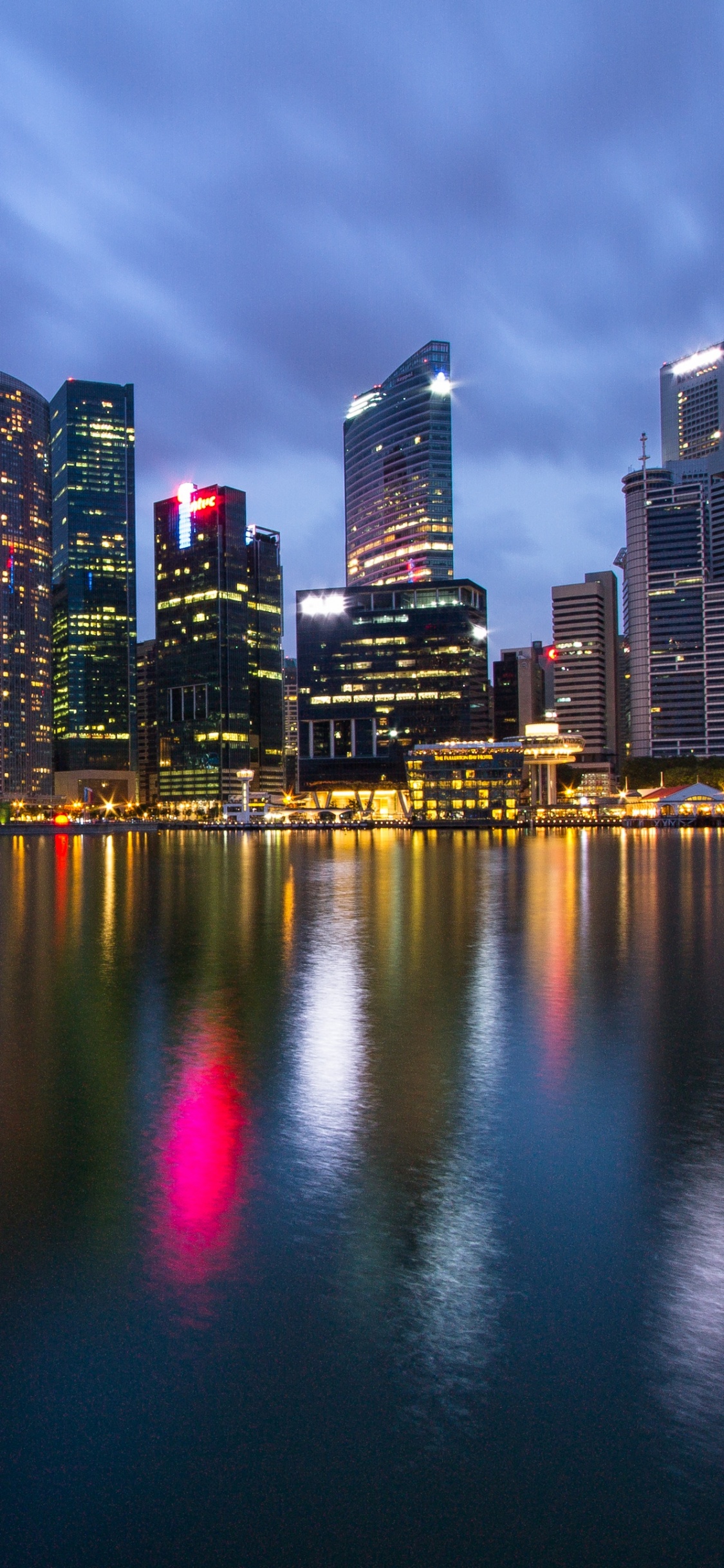 Skyline Der Stadt Bei Nacht Night. Wallpaper in 1125x2436 Resolution