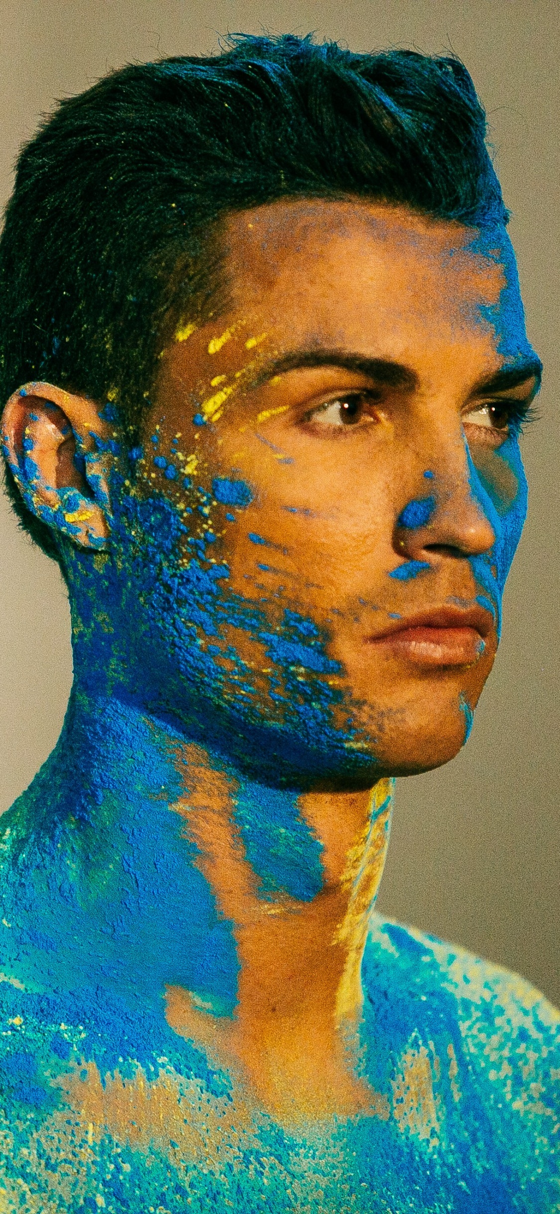 Homme en Chemise à Col Rond Bleu et Blanc. Wallpaper in 1125x2436 Resolution