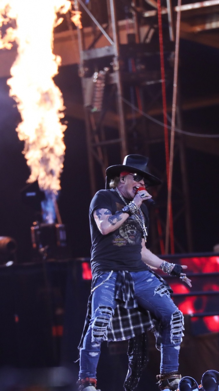 Bühne, Rockkonzert, Guns N Roses, Konzert, Nicht in Diesem Leben-Tour. Wallpaper in 720x1280 Resolution