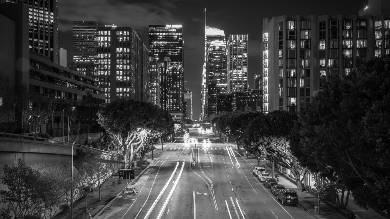 Foto en Escala de Grises de Los Edificios de la Ciudad. Wallpaper in 1366x768 Resolution