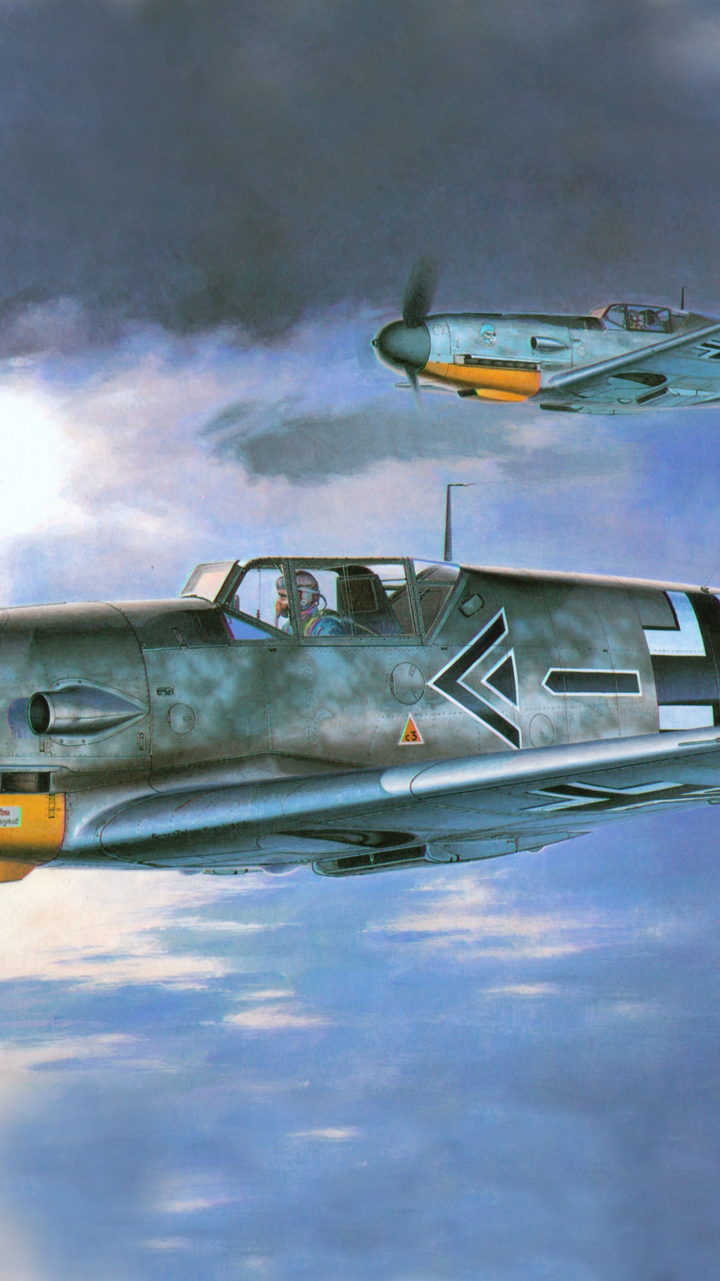 Avión de Combate Gris y Amarillo en el Cielo. Wallpaper in 1440x2560 Resolution