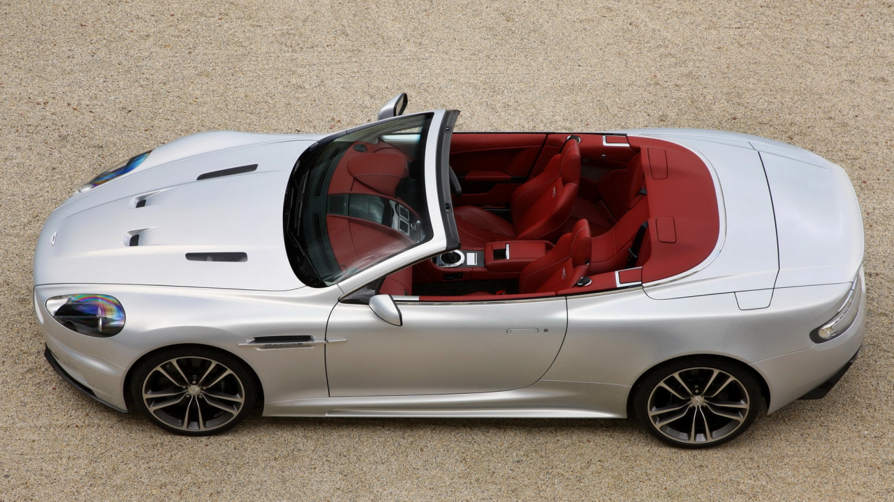 Porsche 911 Blanche Sur Trottoir Gris. Wallpaper in 1280x720 Resolution