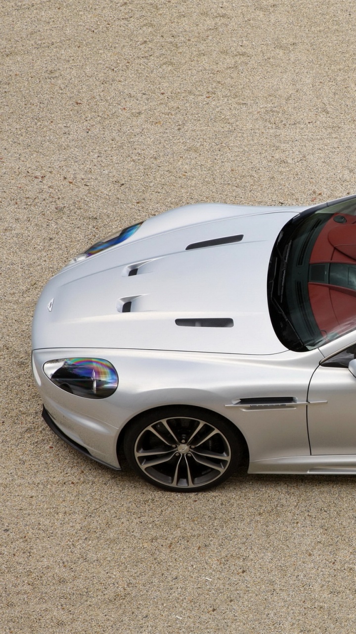 Porsche 911 Blanche Sur Trottoir Gris. Wallpaper in 720x1280 Resolution